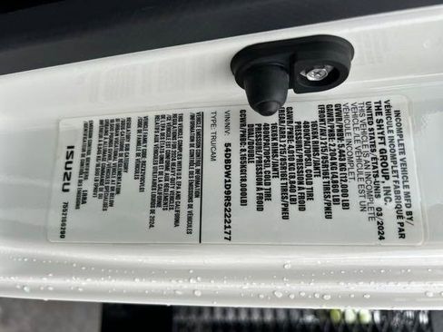 New 2024 Chevrolet Low Cab Forward image 25