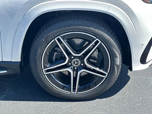 New 2026 Mercedes-Benz GLS 450 4MATIC image 13