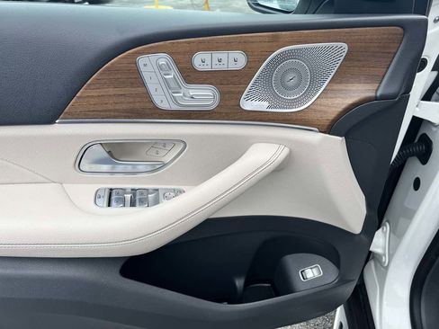 Used 2020 Mercedes-Benz GLE 450 GLE 450 4MATIC SUV image 12