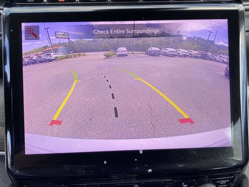 Used 2023 Jeep Grand Cherokee L Limited image 16