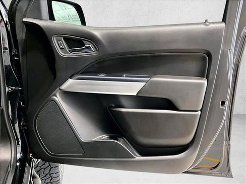 Used 2020 Chevrolet Colorado ZR2 w/ Colorado ZR2 Bison Edition AWD/4WD image 19