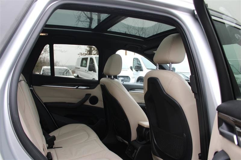 Used 2016 BMW X1 xDrive28i w/ Premium Package AWD/4WD image 14