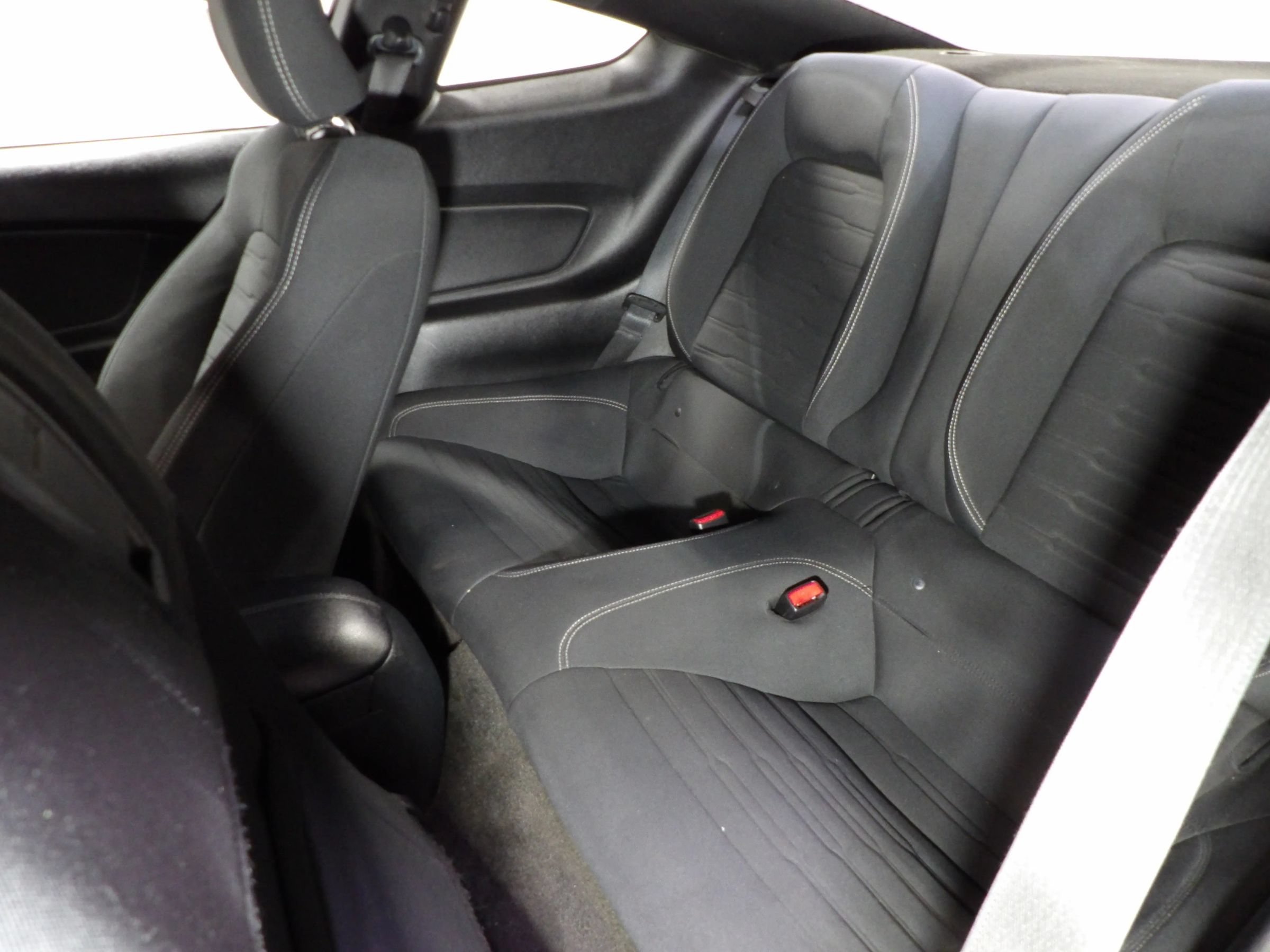 Used 2015 Ford Mustang Coupe RWD image 11