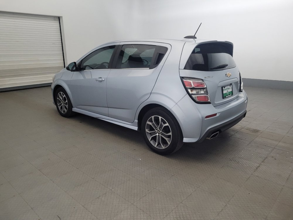 Used 2017 Chevrolet Sonic LT FWD image 3