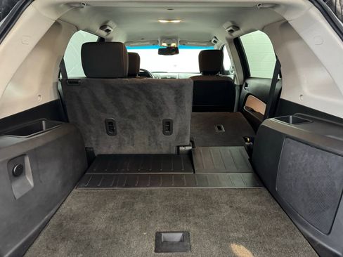 Used 2011 GMC Terrain SLE image 35