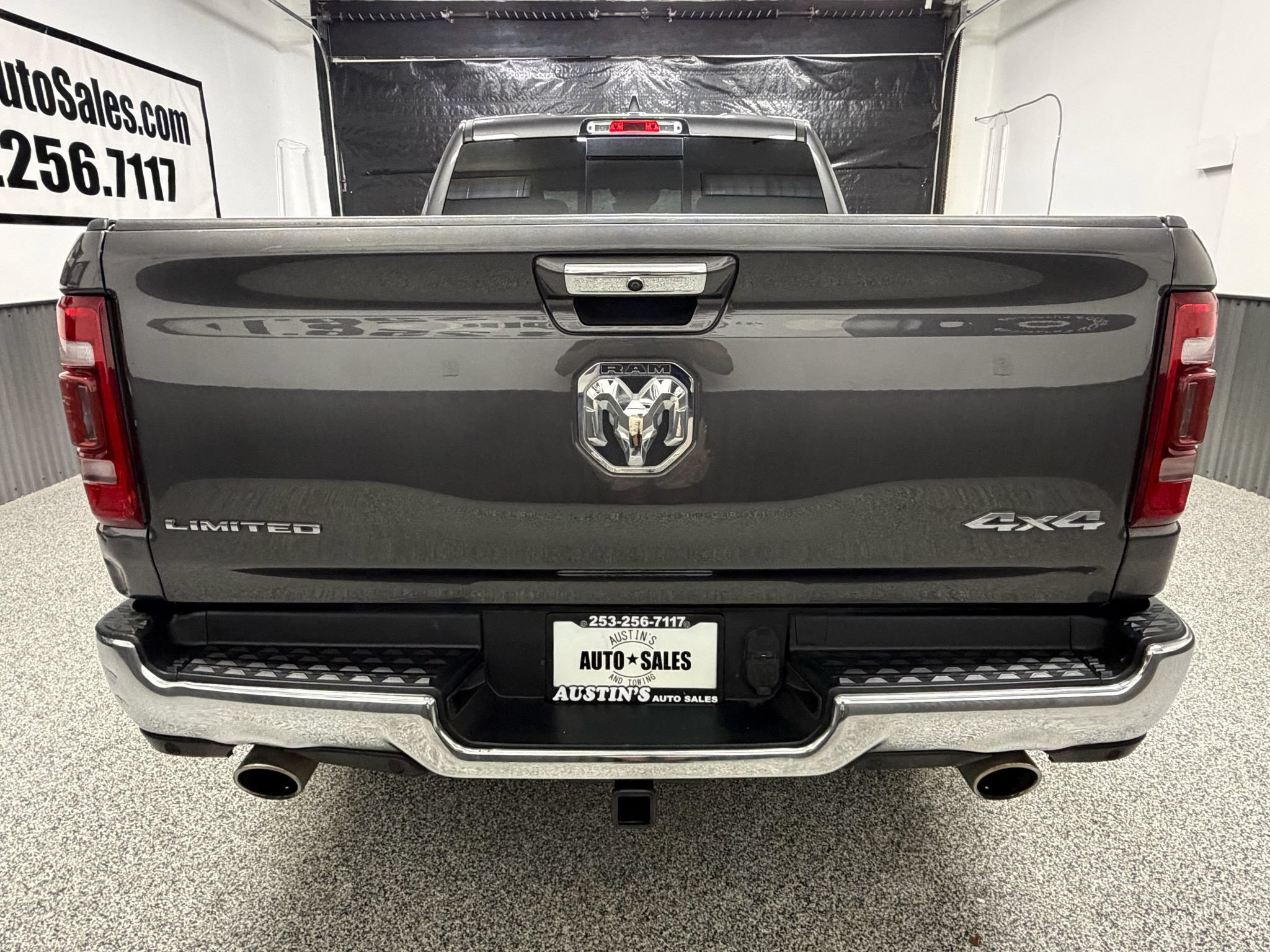Used 2019 RAM 1500 Limited AWD/4WD image 4