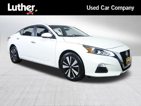 Used 2022 Nissan Altima 2.5 SV image 1