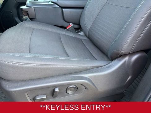 Used 2025 Chevrolet Silverado 2500 Custom w/ Custom Convenience Package image 11