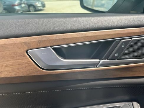 New 2026 Volkswagen Atlas SE FWD image 45