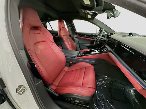 New 2026 Porsche Panamera image 30