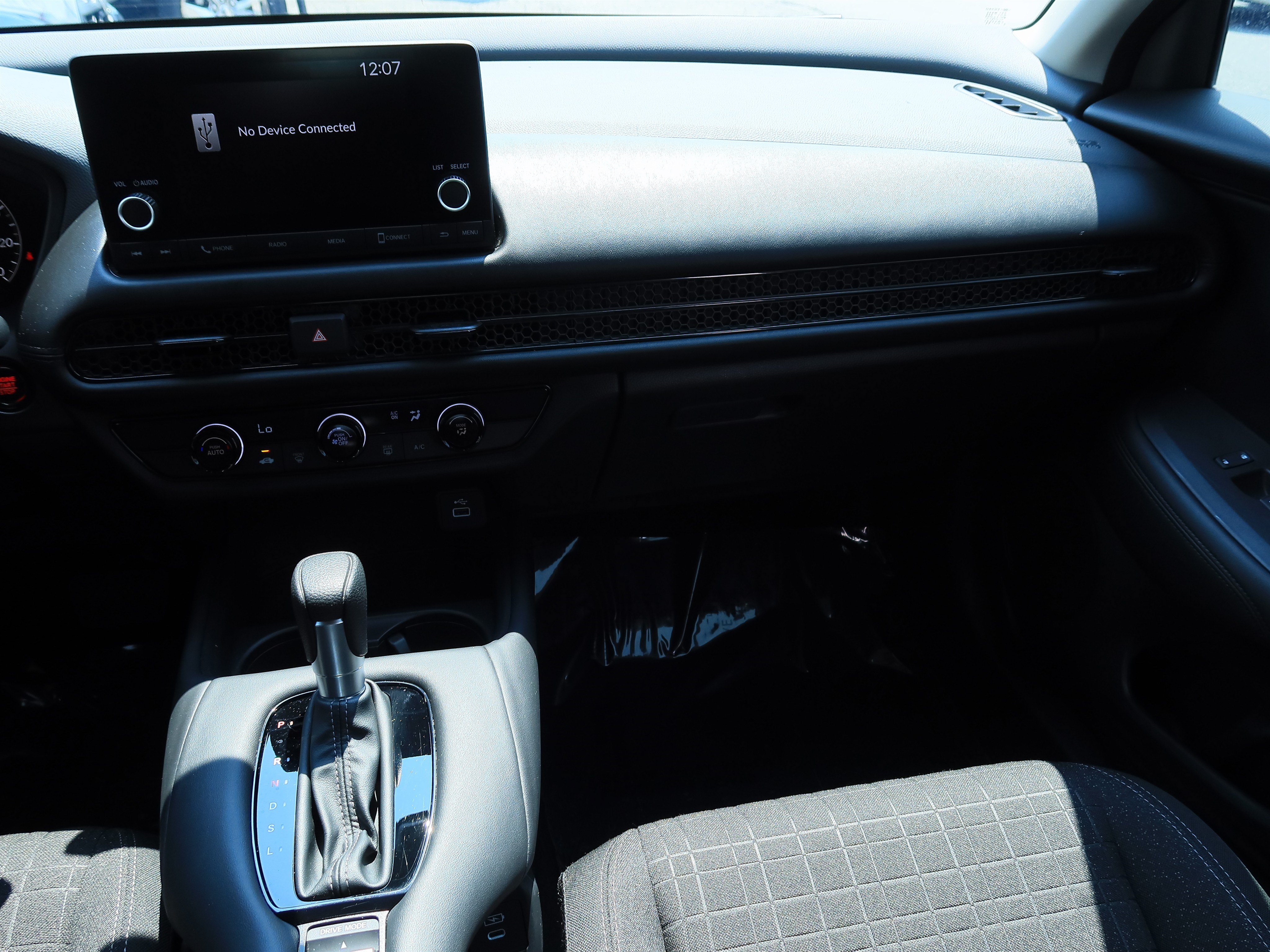 Certified 2024 Honda HR-V LX image 15