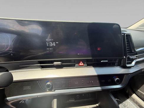 Used 2023 Kia Sportage EX FWD image 14