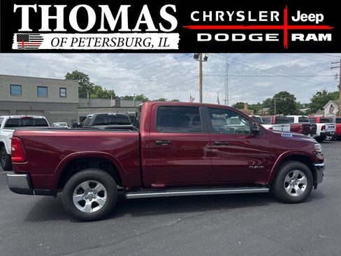 Used 2025 RAM 1500 Big Horn AWD/4WD image 8