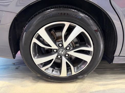 Used 2022 Honda Odyssey Touring image 32