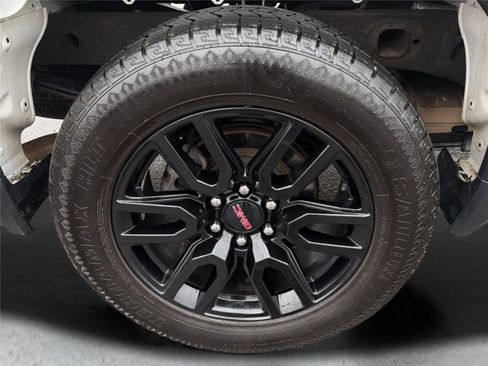 Used 2022 GMC Sierra 1500 Elevation image 38