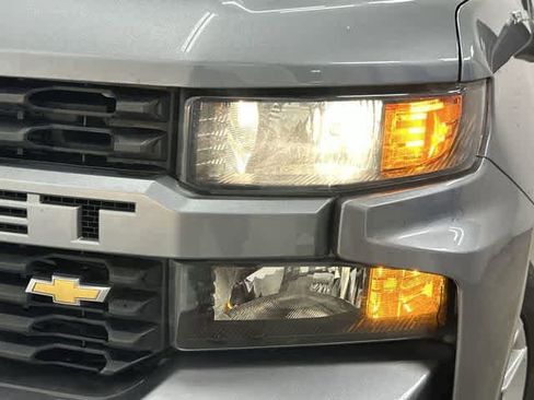 Used 2021 Chevrolet Silverado 1500 Custom w/ Safety Confidence Package image 31