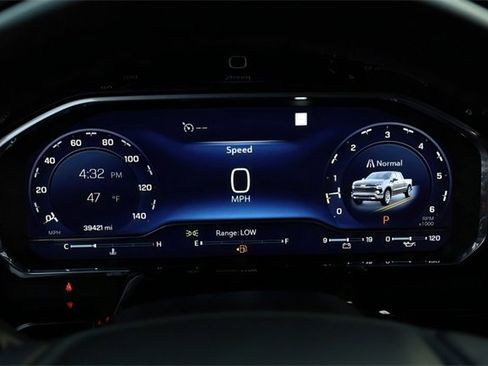 Used 2022 Chevrolet Silverado 1500 LT w/ Protection Package image 23