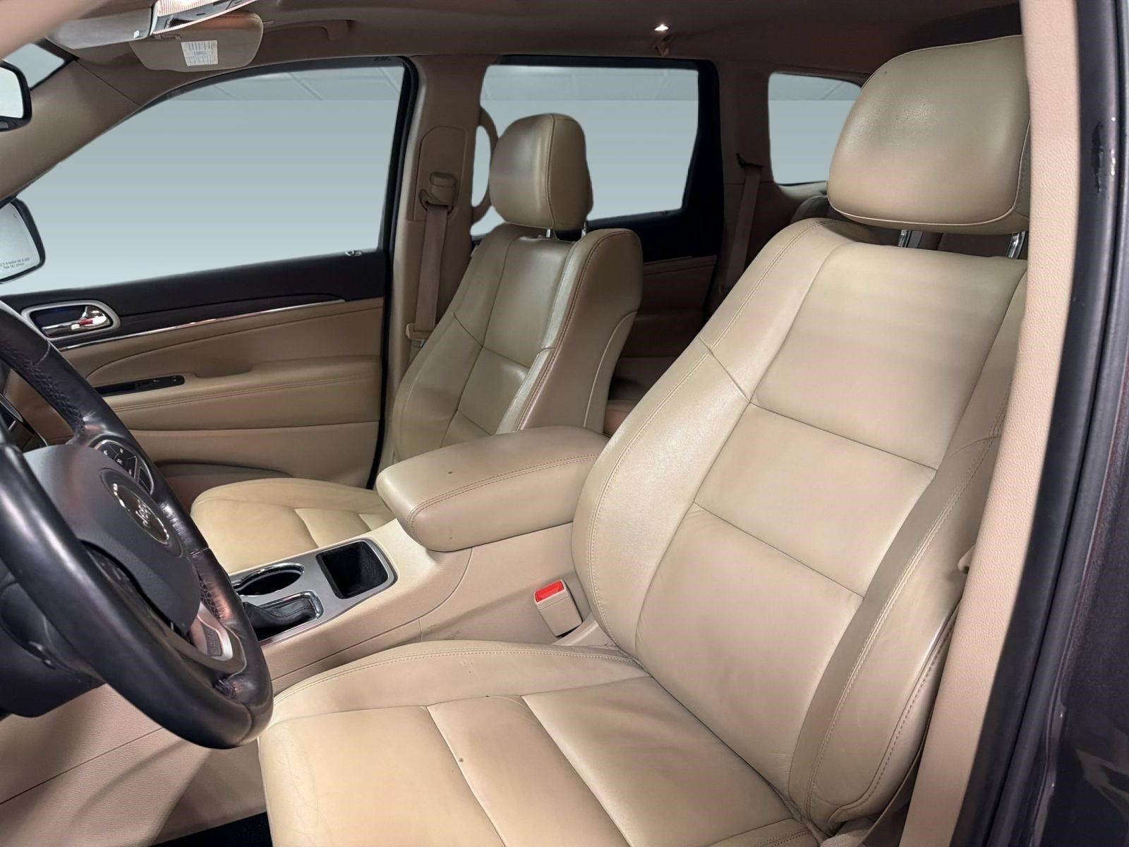 Used 2021 Jeep Grand Cherokee Limited RWD image 5