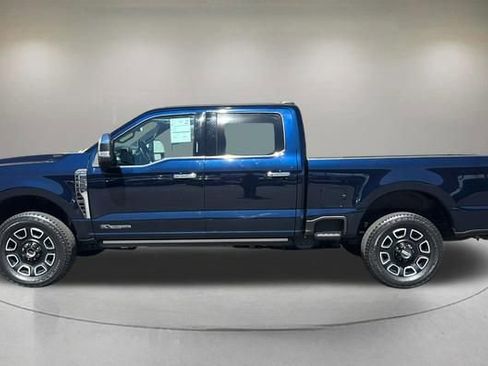 Certified 2024 Ford F250 Platinum w/ FX4 Off-Road Package AWD/4WD image 5