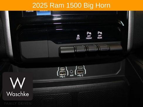 Used 2025 RAM 1500 Big Horn image 33
