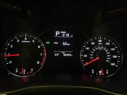 Used 2017 Kia Forte LX image 23