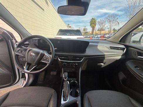 Used 2025 Buick Encore GX Preferred image 33