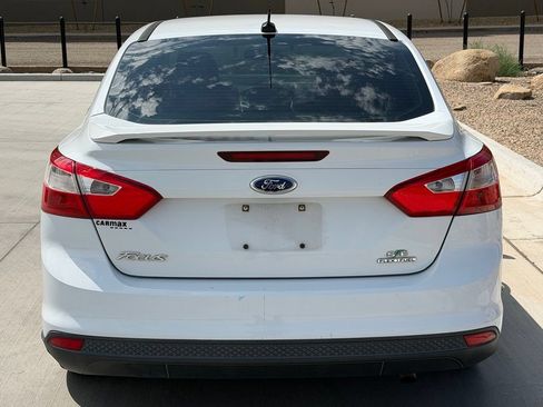 Used 2014 Ford Focus SE FWD image 5
