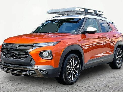 Used 2023 Chevrolet TrailBlazer ACTIV FWD image 3