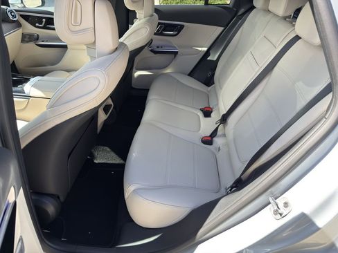 New 2026 Mercedes-Benz GLC 300 4MATIC image 11