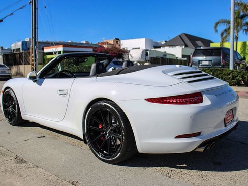 Used 2013 Porsche 911 Carrera S image 3
