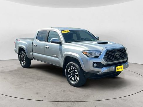 Certified 2022 Toyota Tacoma TRD Sport w/ Advanced Technology Package AWD/4WD image 3