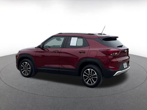Used 2025 Chevrolet TrailBlazer LT image 10