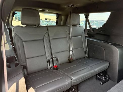 Used 2024 Chevrolet Suburban LT AWD/4WD image 14