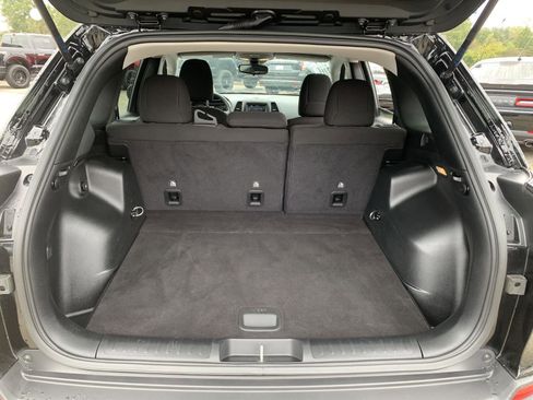 Used 2021 Jeep Cherokee Latitude image 37