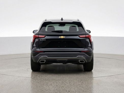 Used 2025 Chevrolet Blazer LT image 7