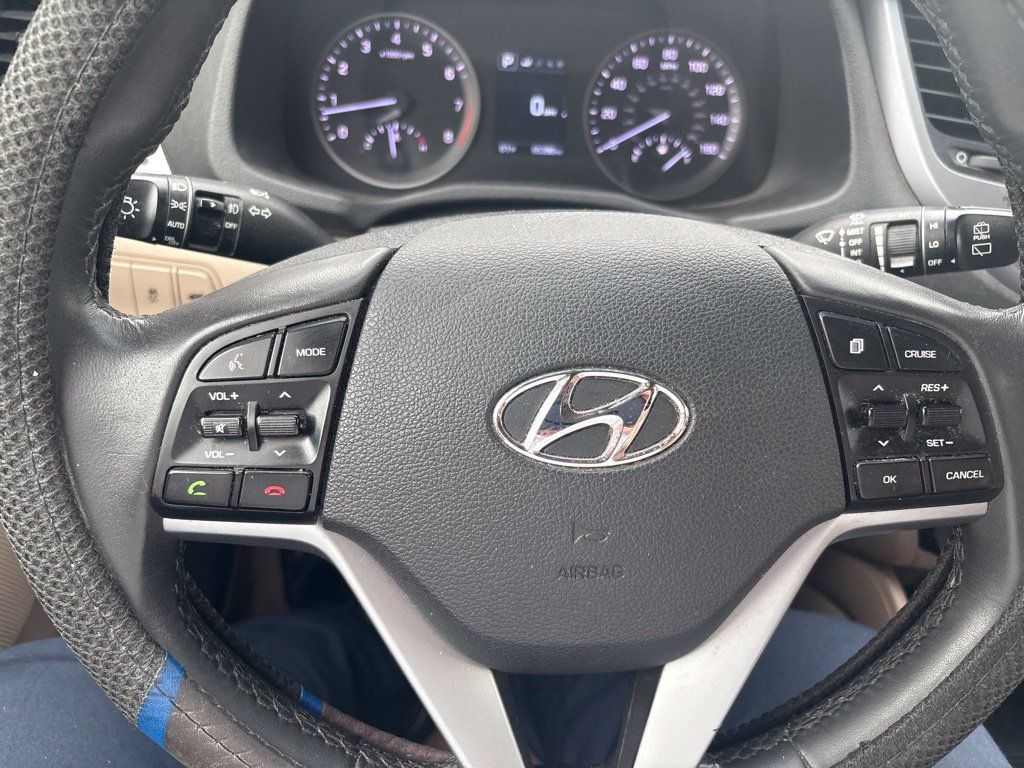 Used 2016 Hyundai Tucson Sport AWD/4WD image 7