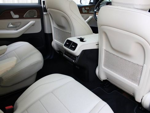 Used 2024 Mercedes-Benz GLS 450 GLS 450 4MATIC image 14