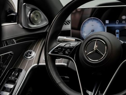 Used 2024 Mercedes-Benz Maybach S 680 4MATIC image 18