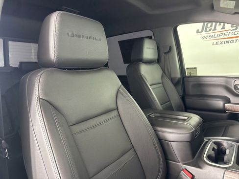 Used 2022 GMC Sierra 2500 Denali image 25