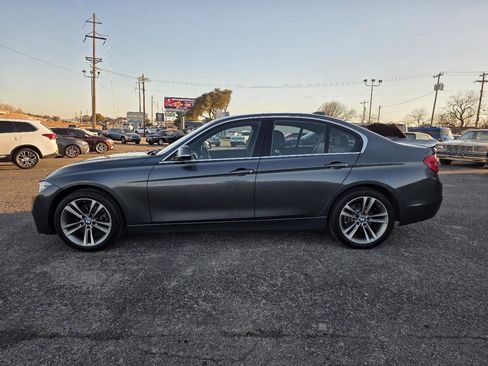 Used 2018 BMW 330i xDrive Sedan w/ Premium Package image 4