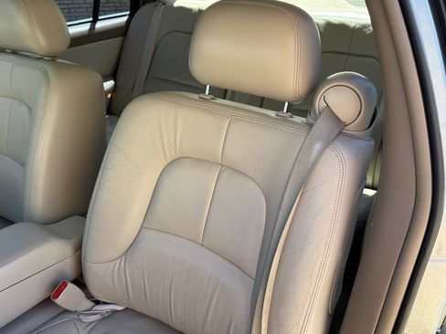 Used 2004 Buick Park Avenue w/ Prestige Feature Package FWD image 27