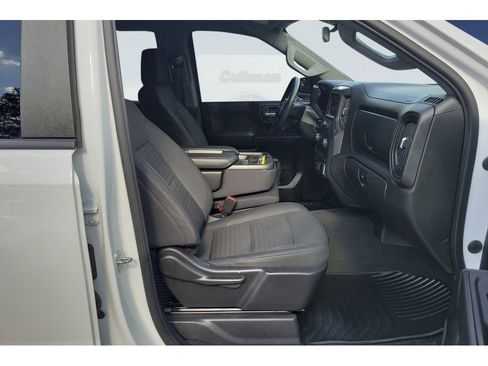Used 2023 Chevrolet Silverado 1500 Custom AWD/4WD image 16