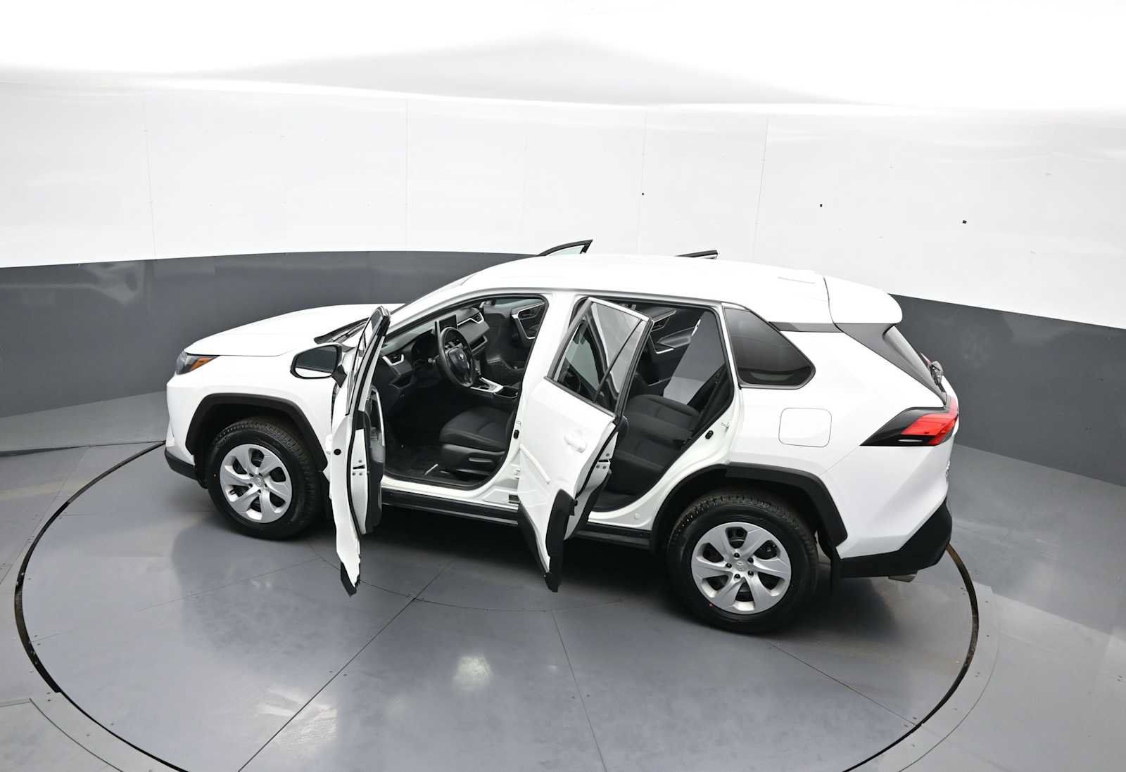 Certified 2023 Toyota RAV4 LE AWD/4WD image 43