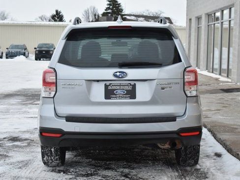 Used 2018 Subaru Forester 2.5i Premium w/ All-Weather Package image 5