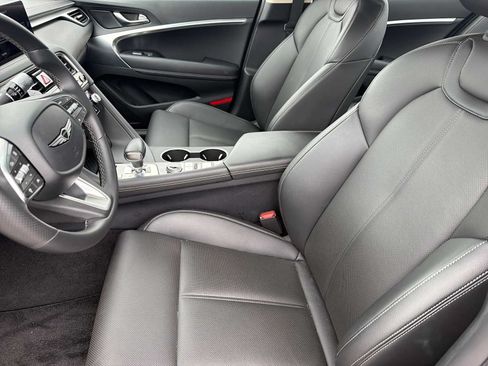 Used 2026 Genesis G70 2.5T RWD image 10