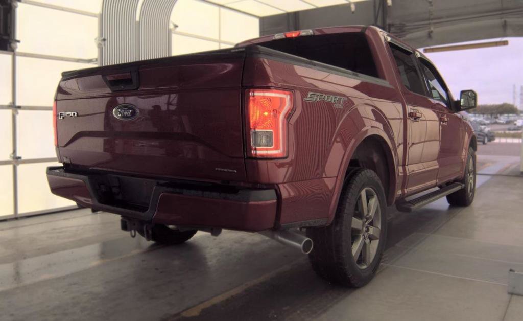 Used 2015 Ford F150 XLT w/ Equipment Group 301A Mid AWD/4WD image 8