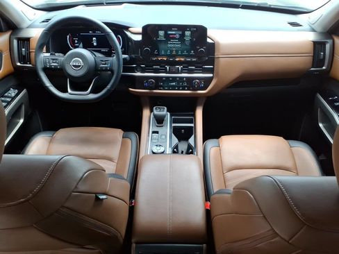 Used 2025 Nissan Pathfinder Platinum w/ Cargo Package AWD/4WD image 24