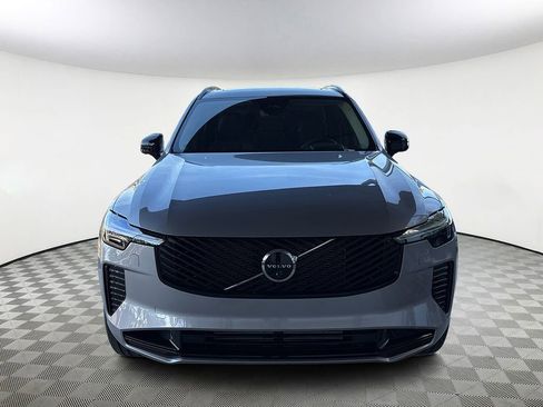 New 2026 Volvo XC90 T8 Ultra image 2
