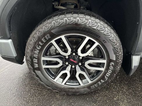Used 2023 GMC Sierra 1500 AT4 w/ AT4 Premium Package image 34