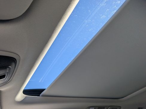 Used 2022 INFINITI QX60 Sensory w/ Cargo Package image 27